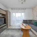 Modern With A Balcony In A Quiet Estate By Renters