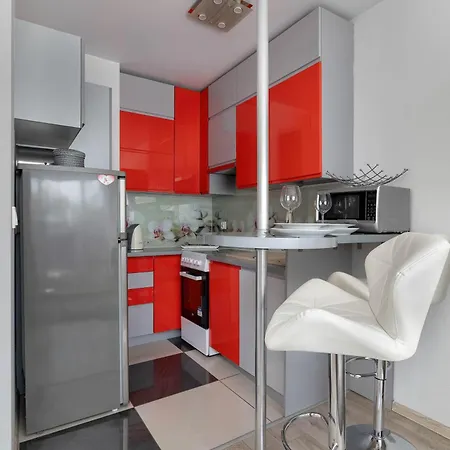 Daire Modern With A Balcony In A Quiet Estate By Renters *