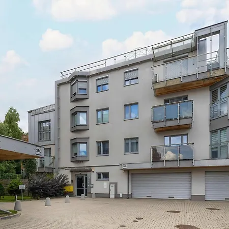 Modern With A Balcony In A Quiet Estate By Renters Krakau