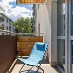 Modern With A Balcony In A Quiet Estate By Renters Апартаменты *
